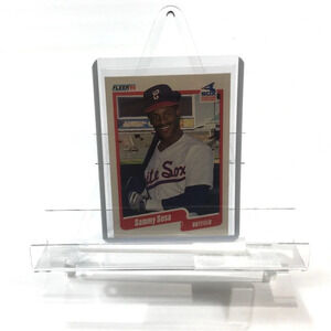 1990 Fleer Sammy Sosa Rookie Baseball Card #548